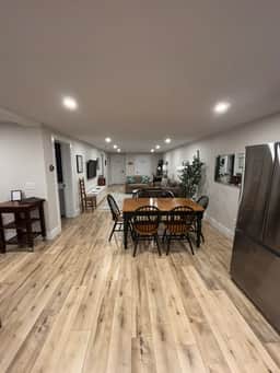 Renovated 2‑Bed Apt w/EV Charger Close to Village