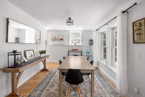Fully Renovated & Modern 2 BR w/ Forest Views
